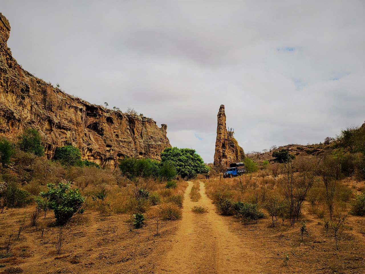BAIXA DO CHICO - RASO DA CATARINA - Território Pankararé
